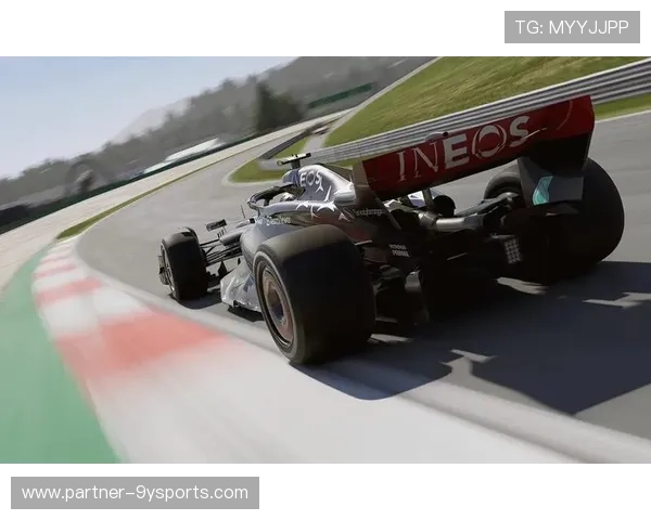 F1新赛季风云再起车队博弈升级车手争冠悬念拉满引爆围场焦点